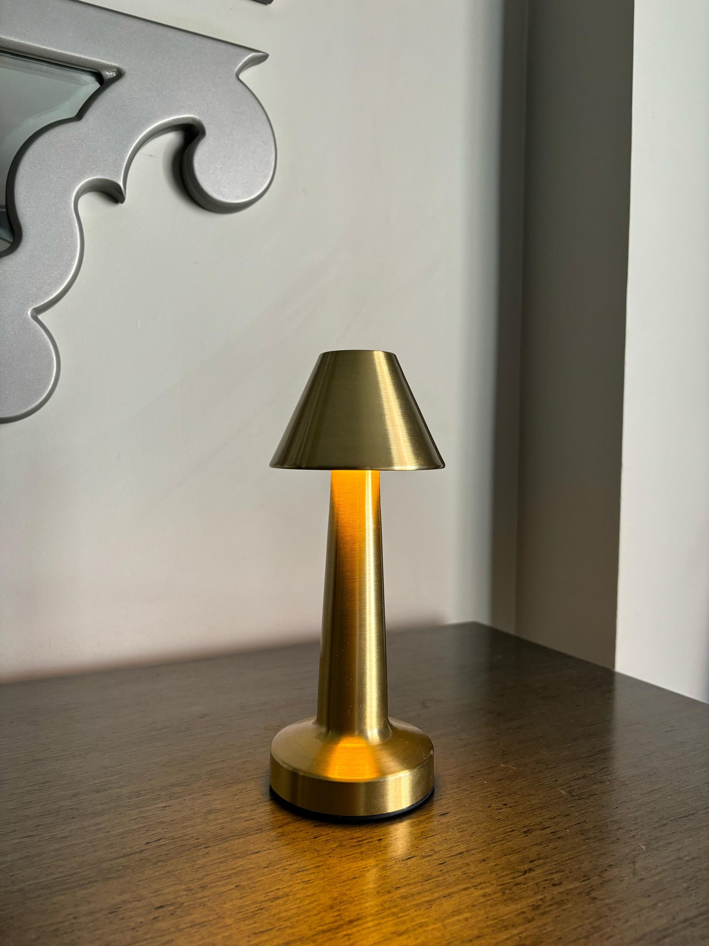 Gold Luminous Bell Table Lamp