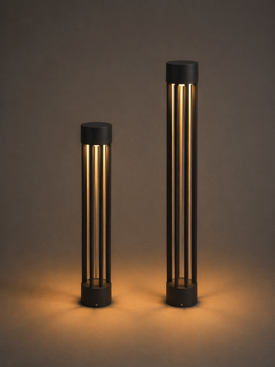 Stria Outdoor Bollard