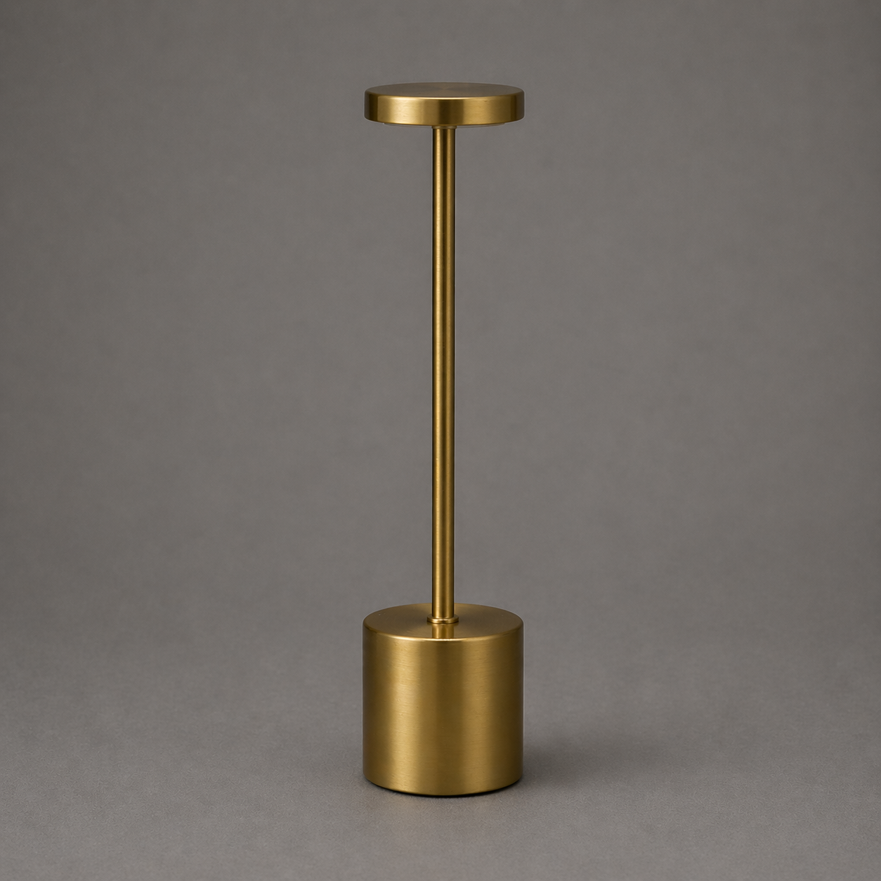 Gold Elegant stem Table Lamp