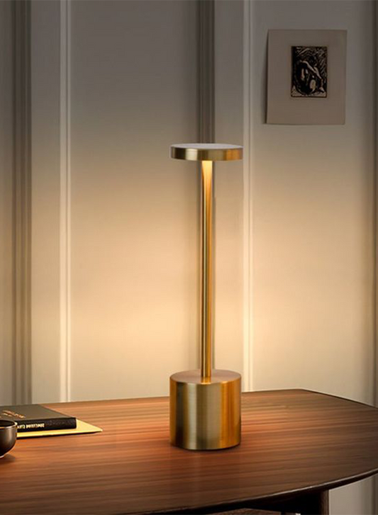 Gold Elegant stem Table Lamp